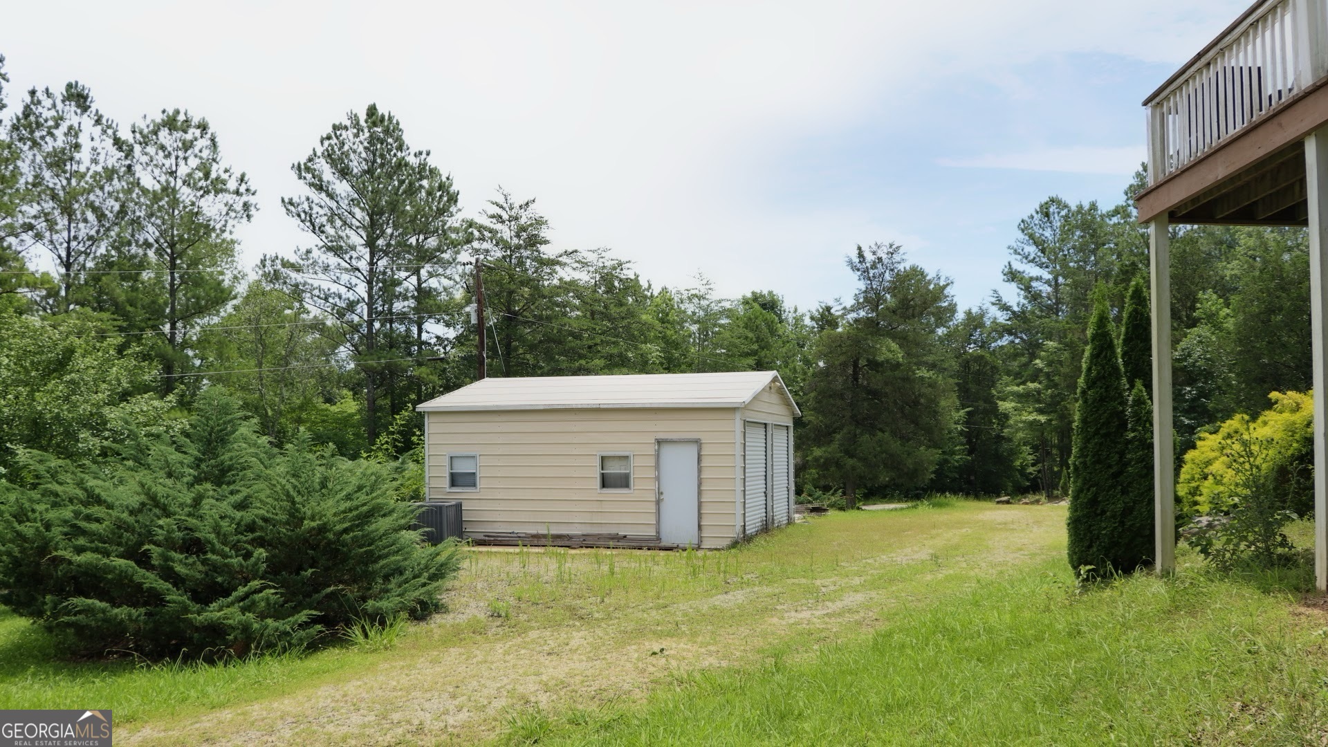 276 Warren Road Property Photo 8