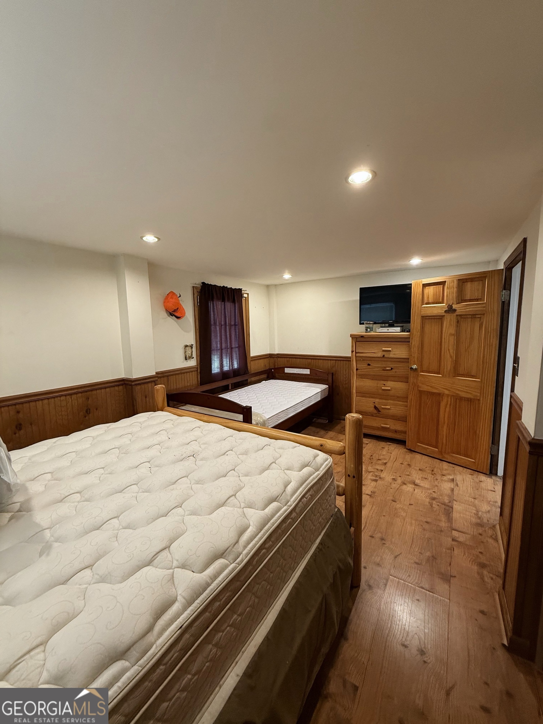 276 Warren Road Property Photo 34