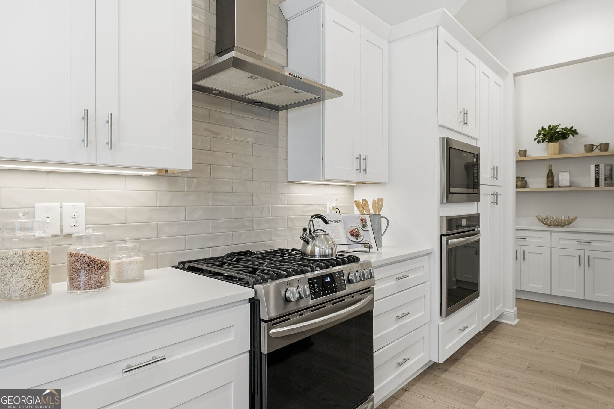 110 Via Roma Property Photo 12