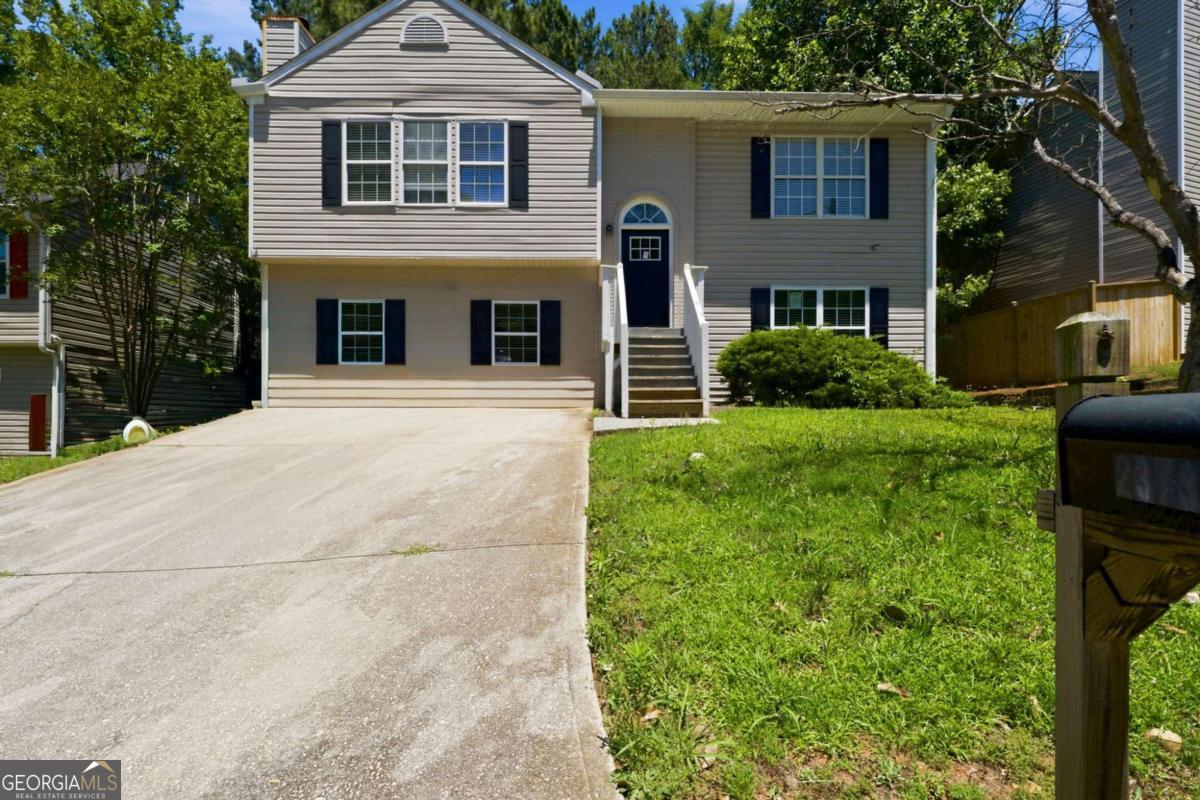 2378 Mills Bend Property Photo 1