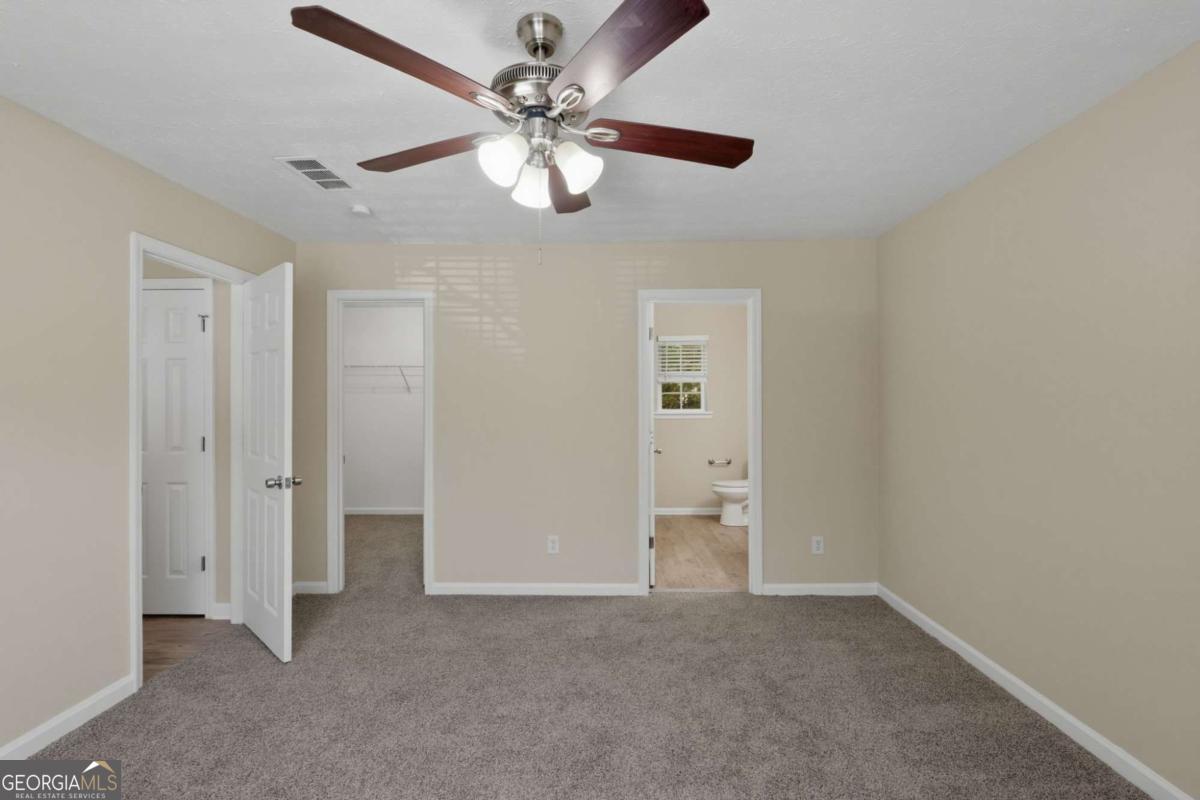 2378 Mills Bend Property Photo 11