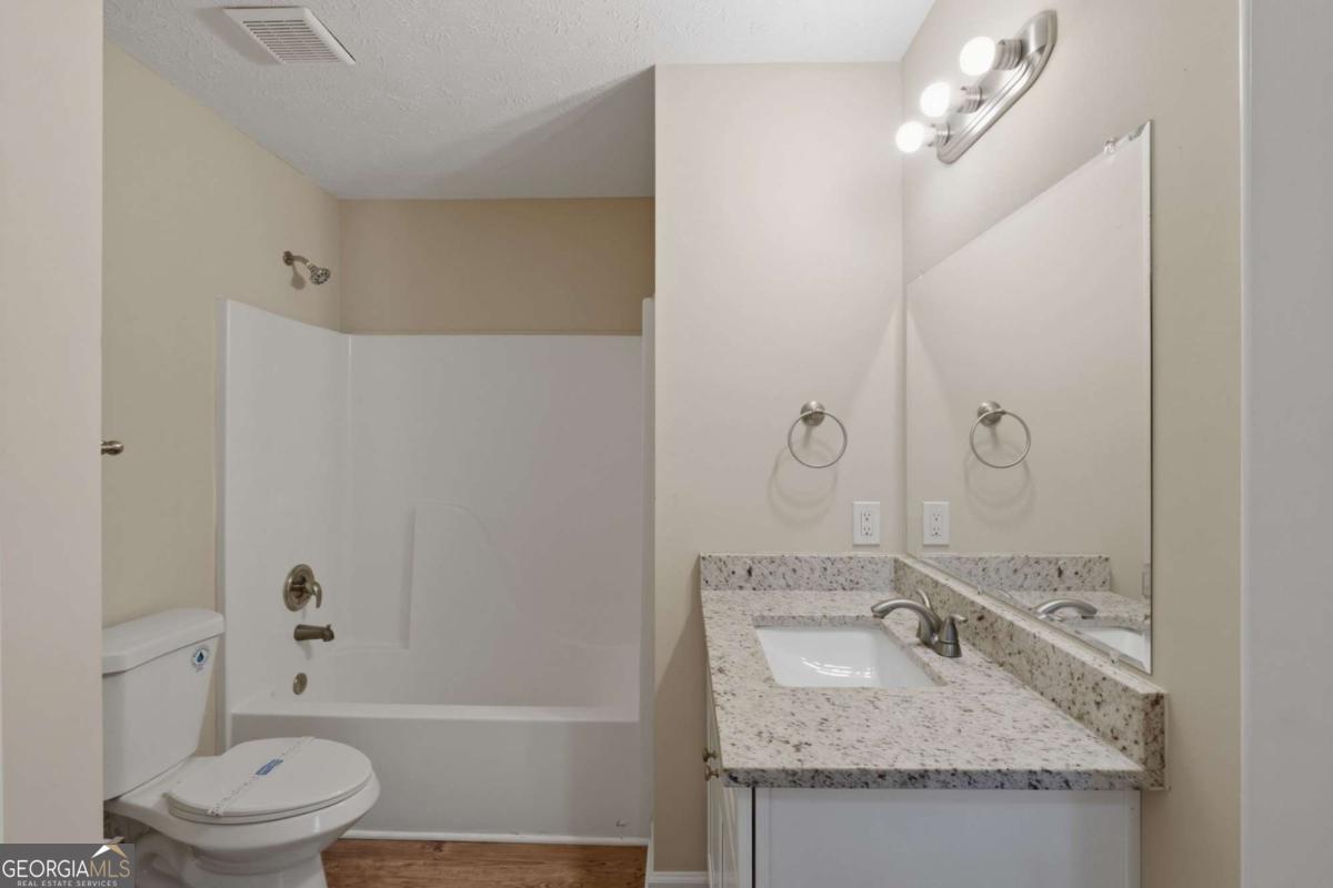 2378 Mills Bend Property Photo 25
