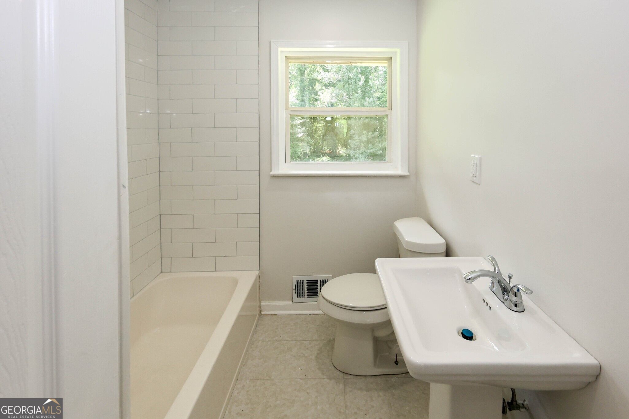 3860 King Arthur Road Sw Property Photo 18