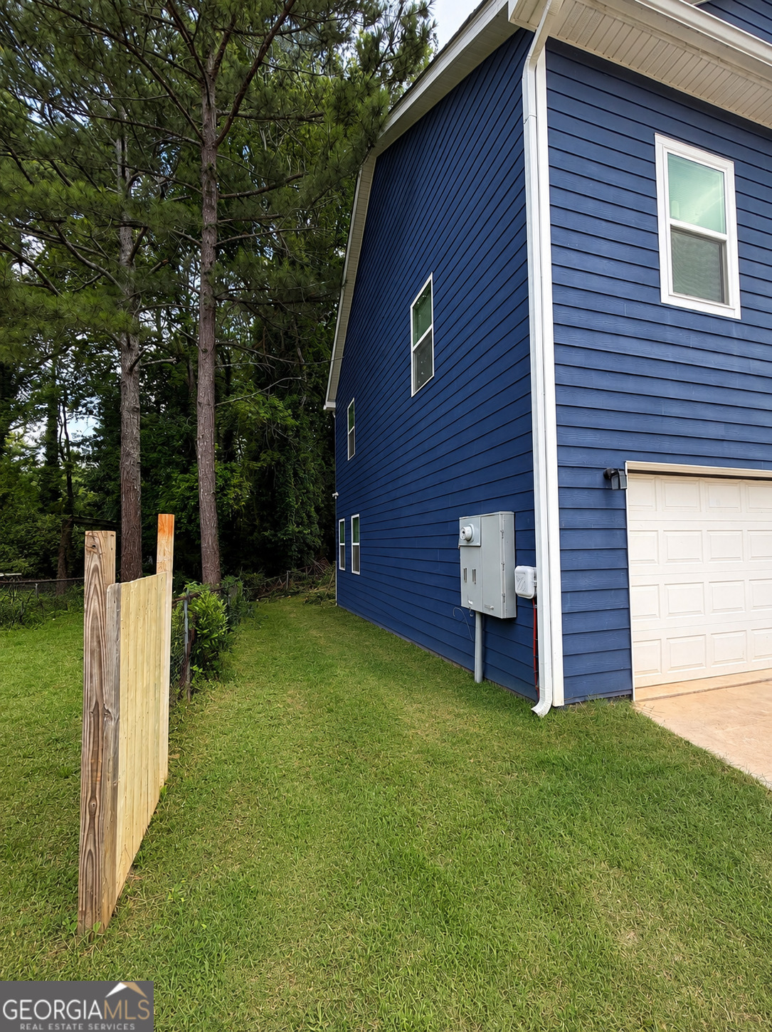 106 Meadowlark Lane Property Photo 3