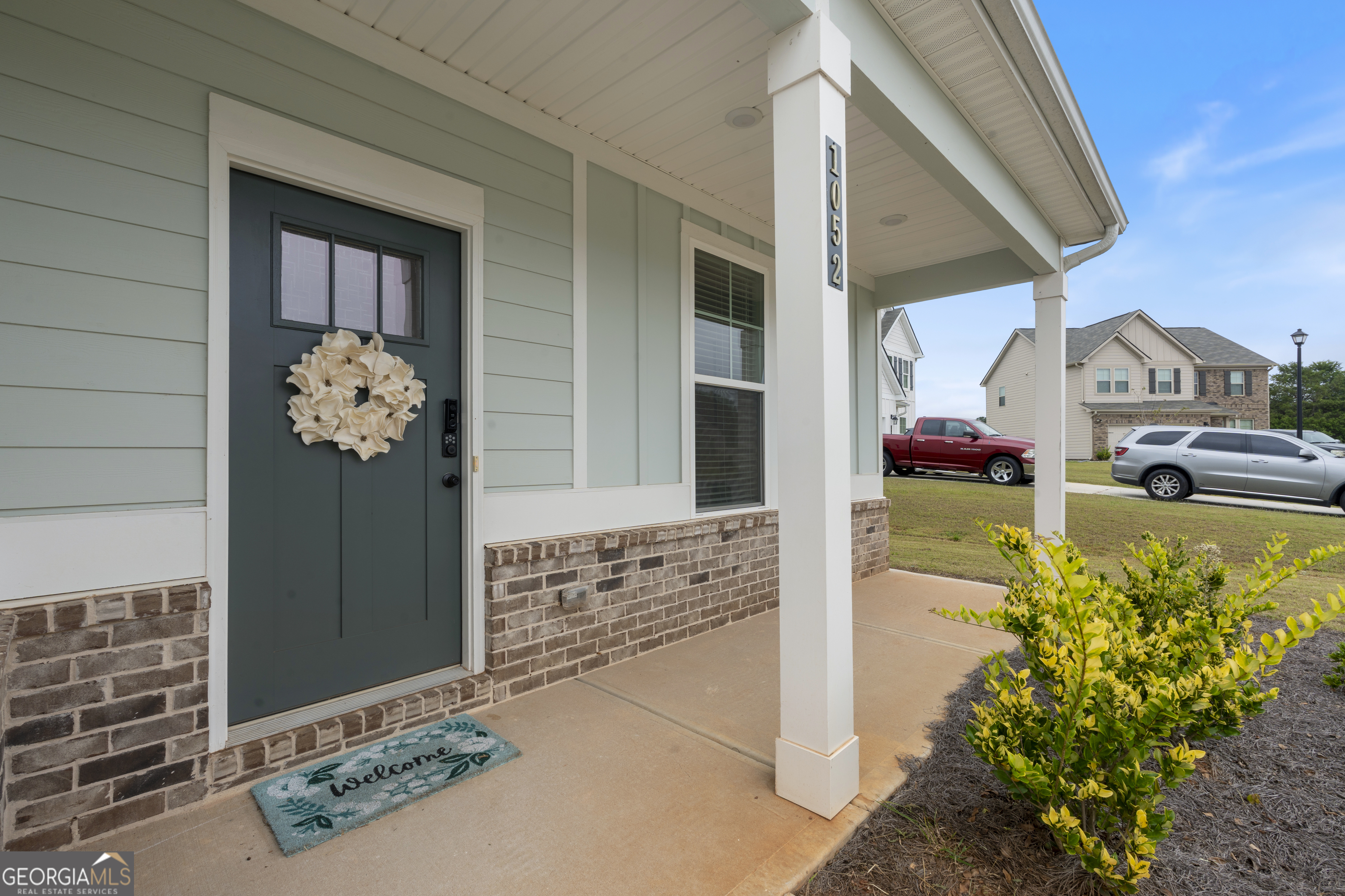 1052 Bodega Loop Property Photo 2