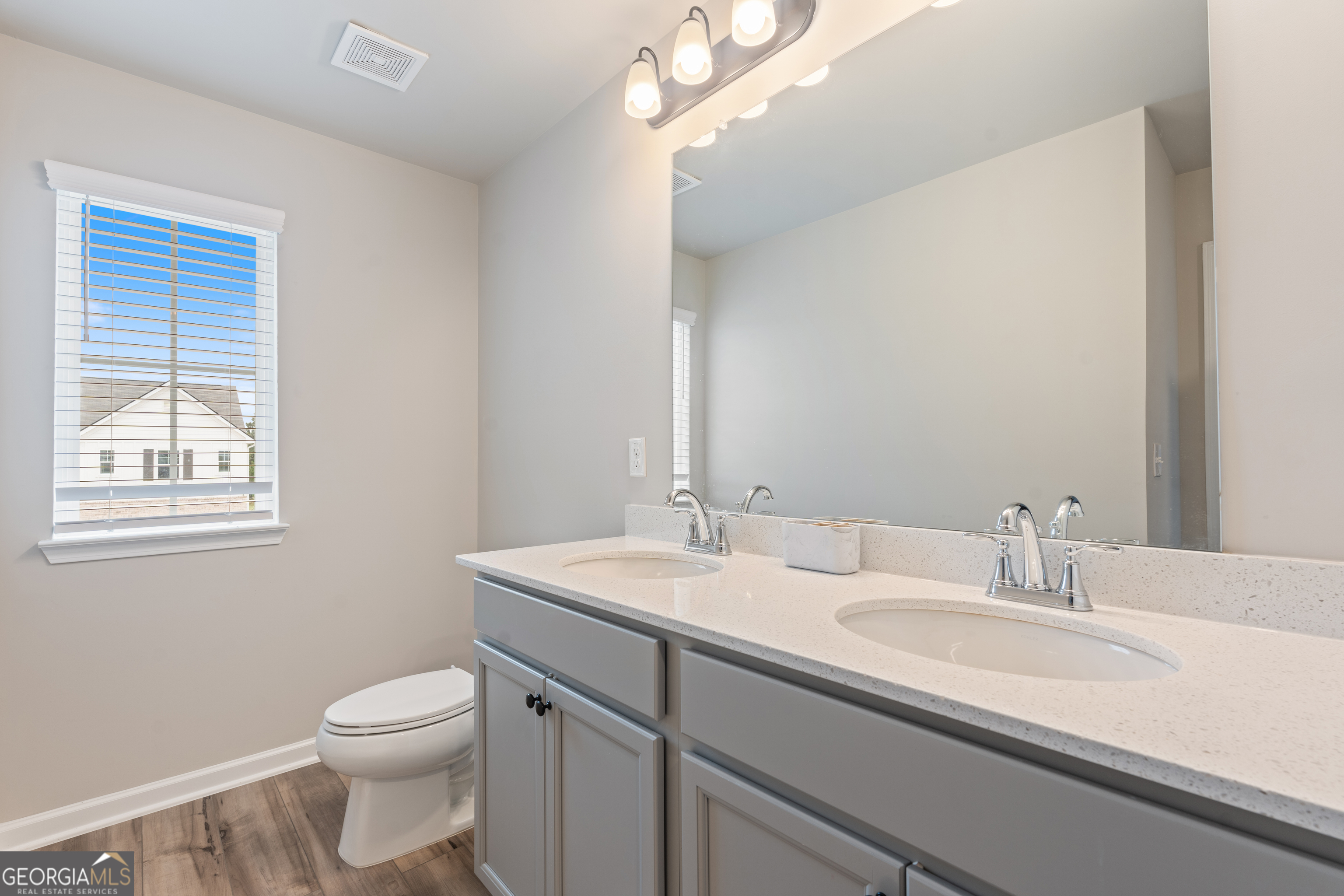 1052 Bodega Loop Property Photo 22