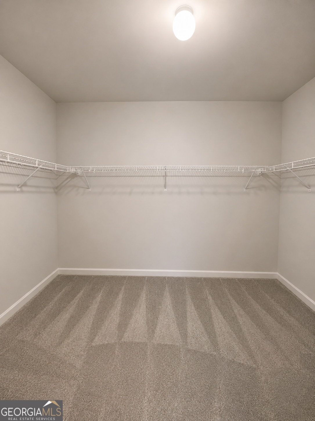 4595 Silver Oak Drive Property Photo 8