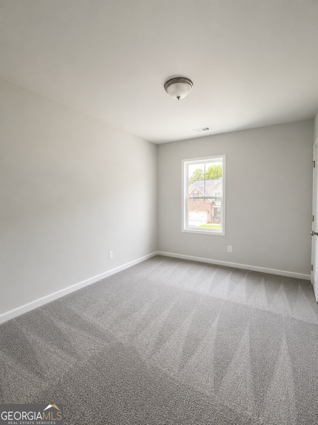 4595 Silver Oak Drive Property Photo 10