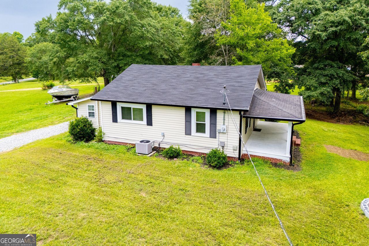255 Mildred Drive Property Photo 4