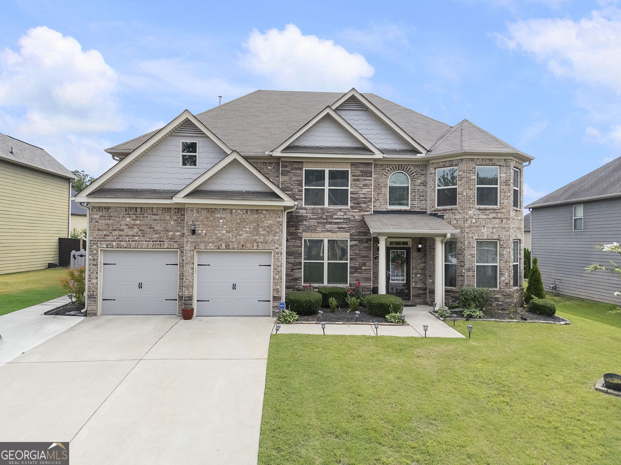 195 Echols Way Property Photo 1