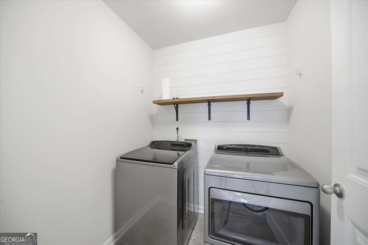 264 Laurelcrest Lane Property Photo 19