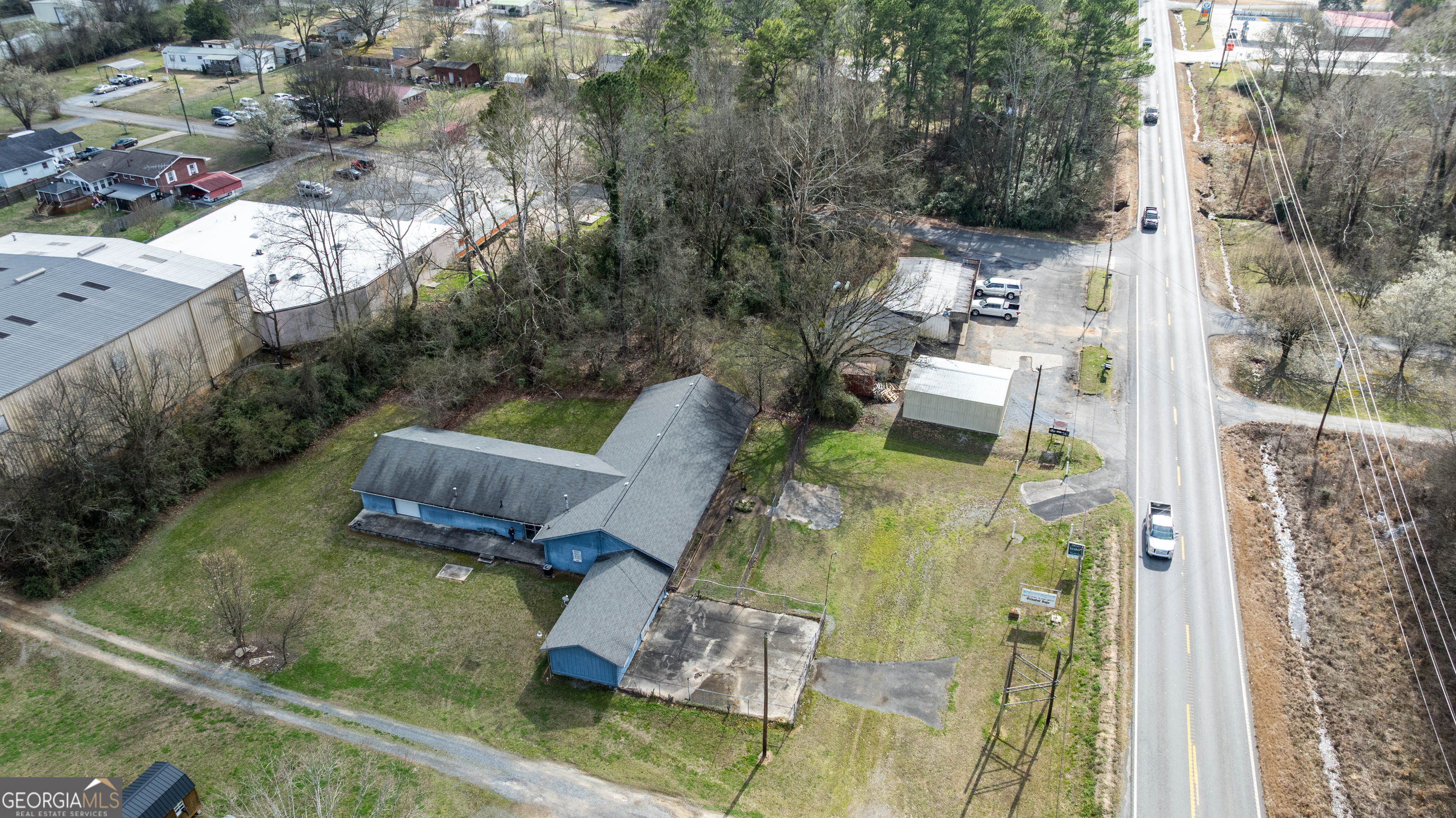 2432 Calhoun Road Ne Property Photo 2