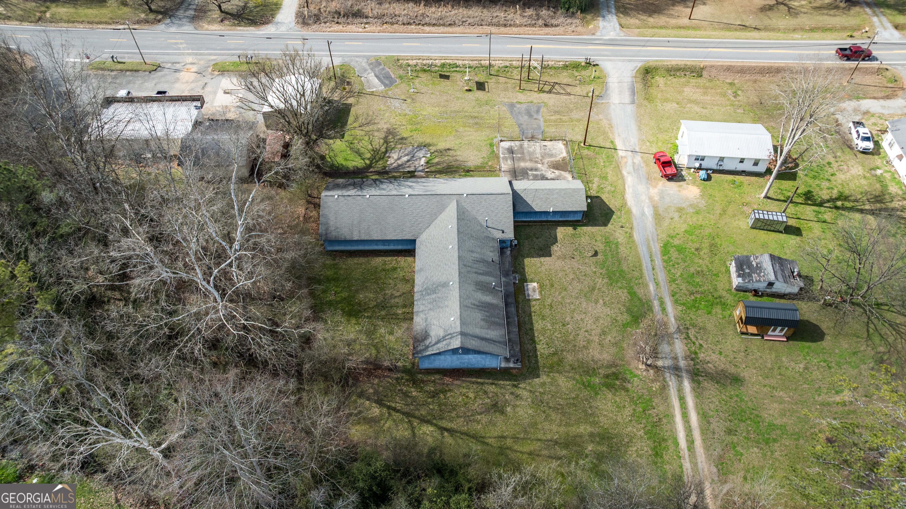 2432 Calhoun Road Ne Property Photo 3