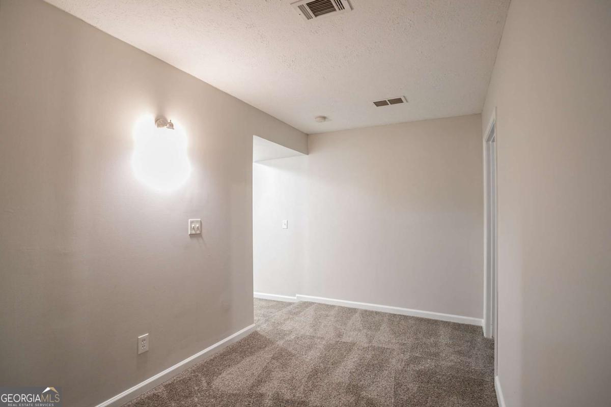 4696 Rockbridge Road Property Photo 17