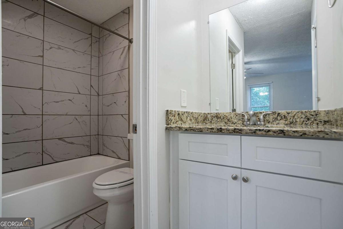 4696 Rockbridge Road Property Photo 23