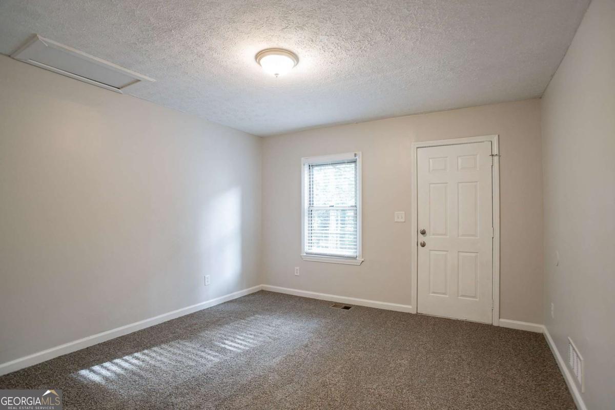 4696 Rockbridge Road Property Photo 24