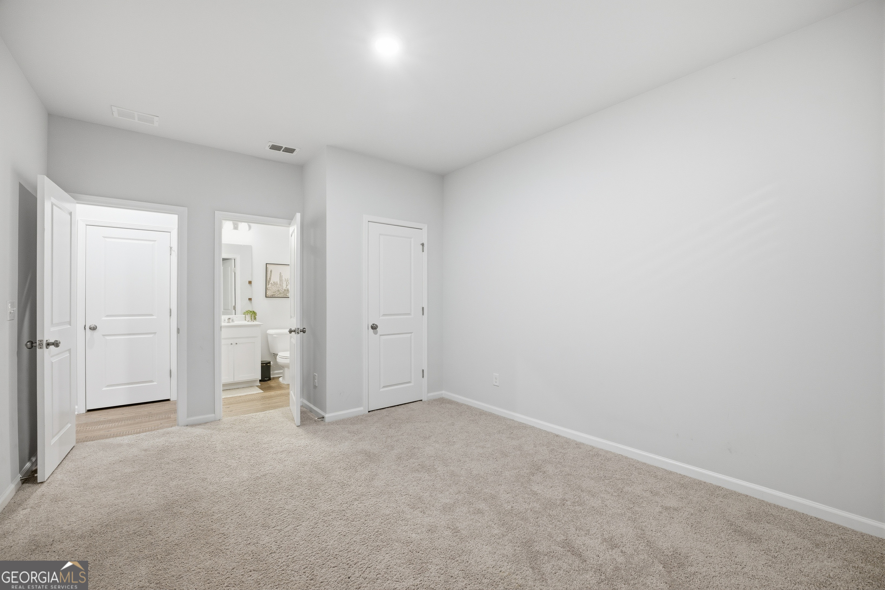 7129 Timberland Trail Property Photo 7
