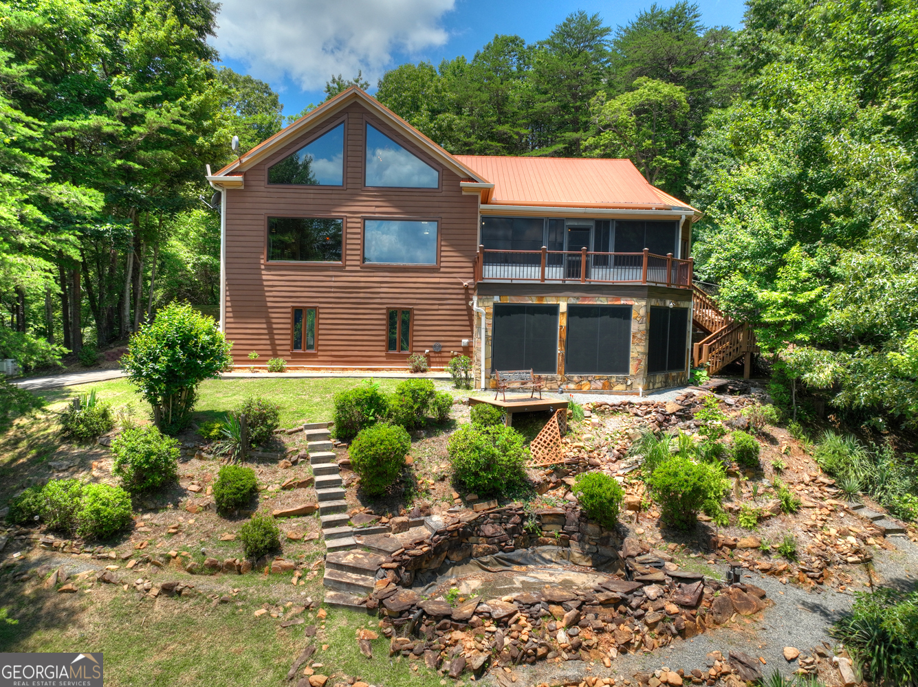 762 Pettit Ridge Road Property Photo 3