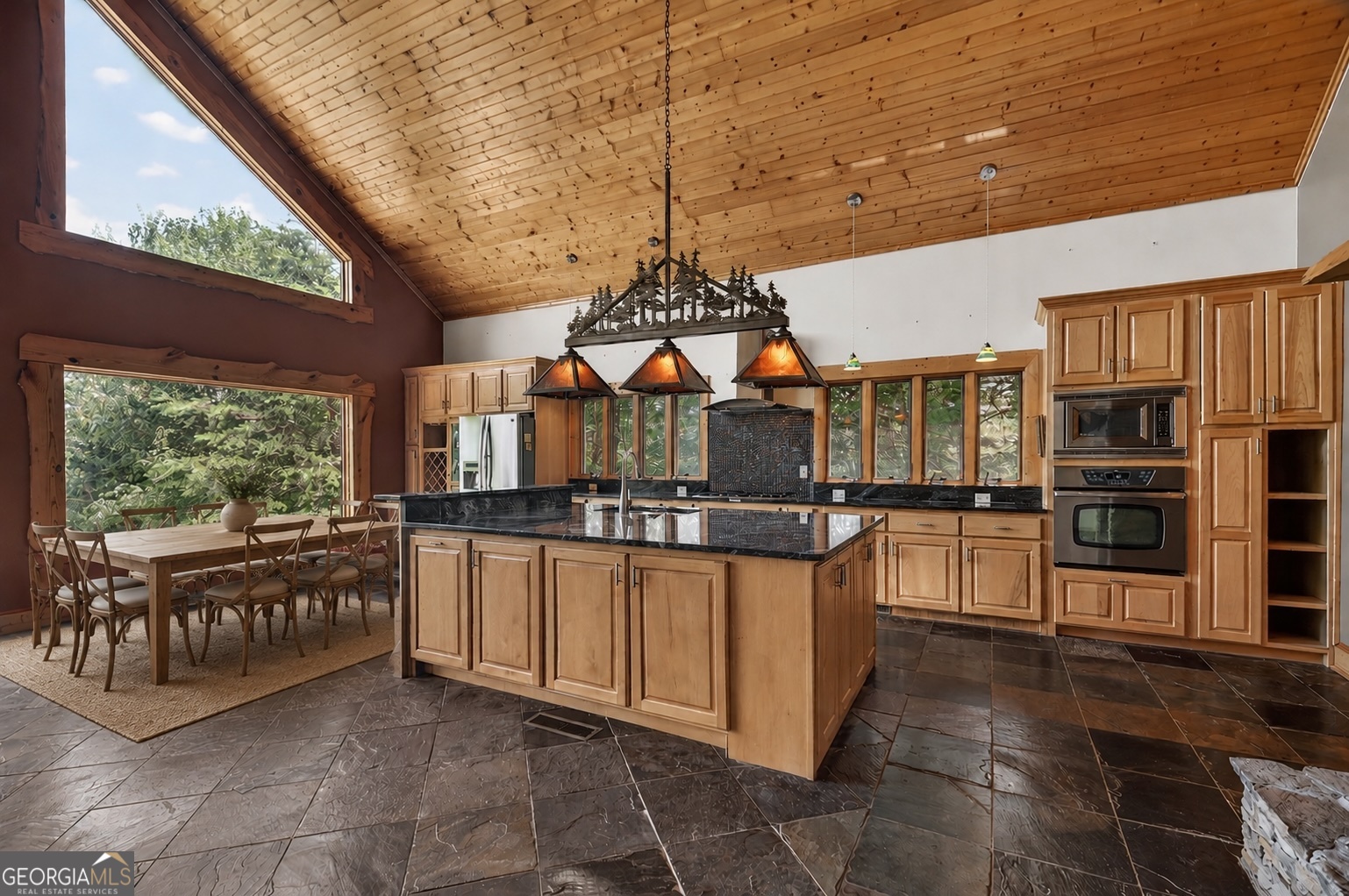 762 Pettit Ridge Road Property Photo 26