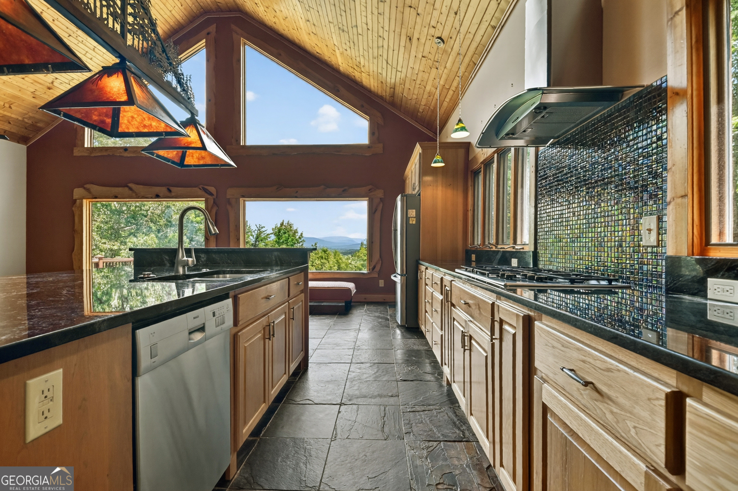 762 Pettit Ridge Road Property Photo 30