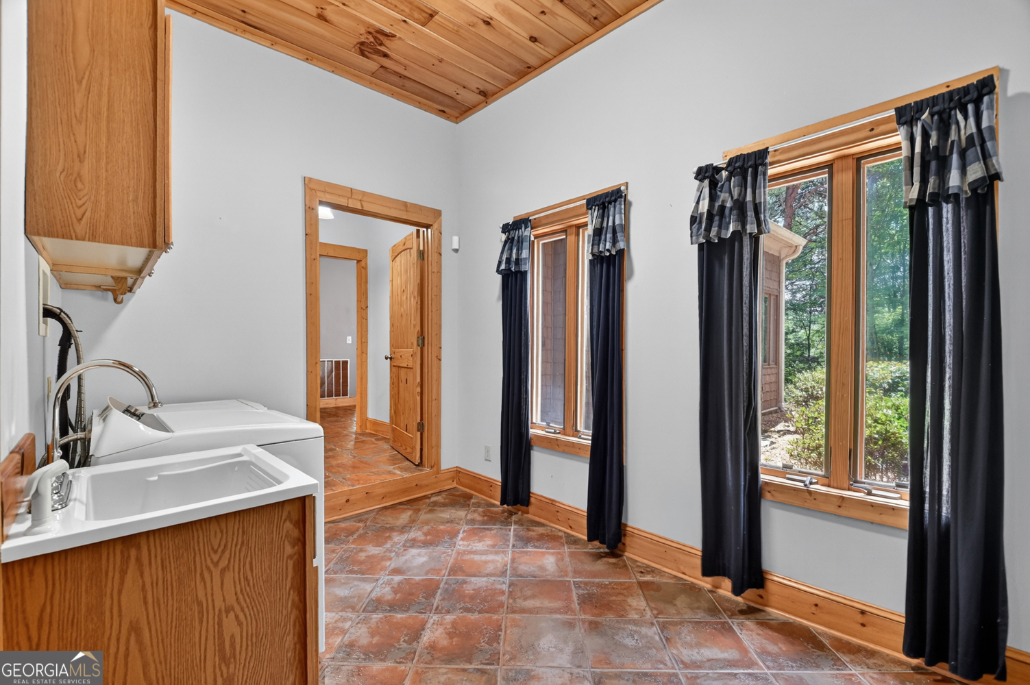 762 Pettit Ridge Road Property Photo 46