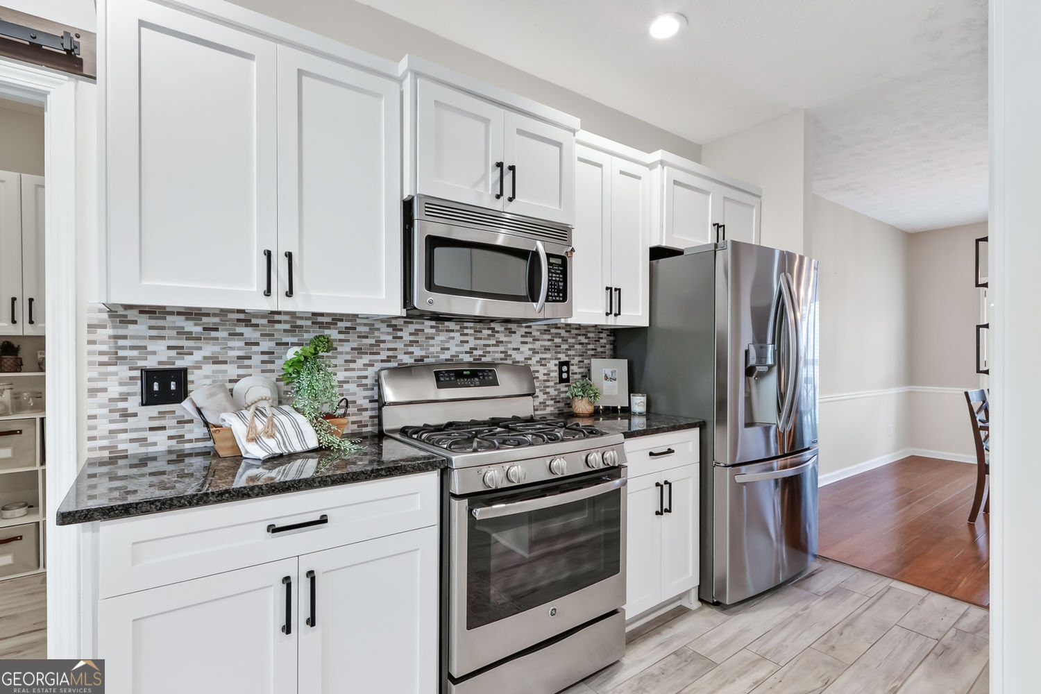 10680 Pinewalk Forest Circle Property Photo 11