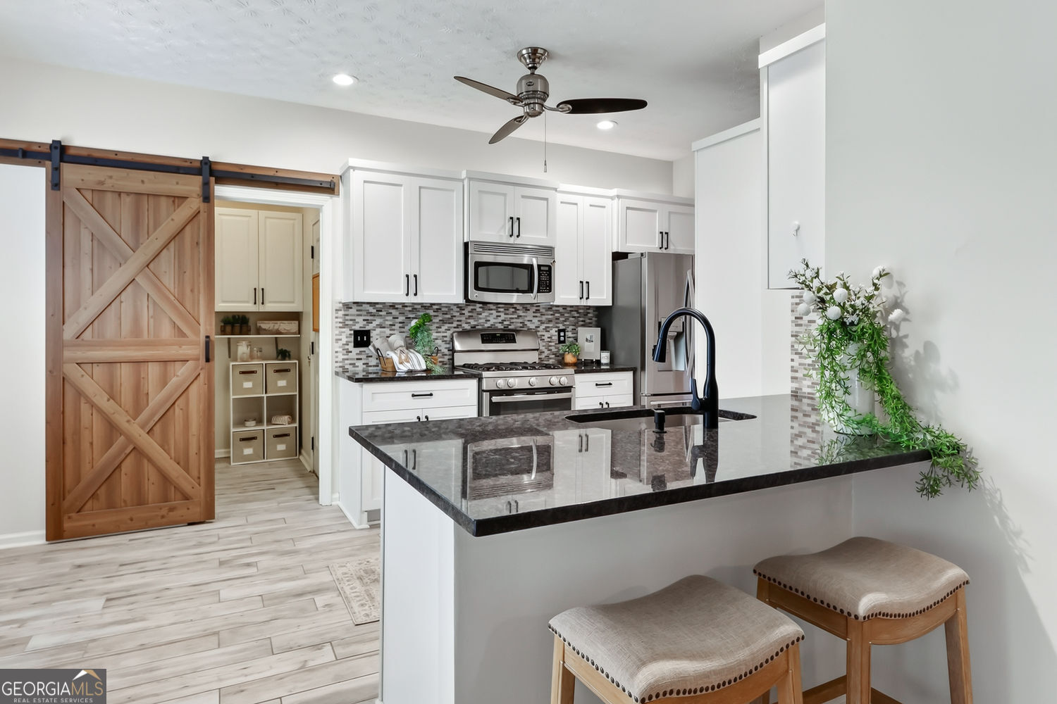 10680 Pinewalk Forest Circle Property Photo 15