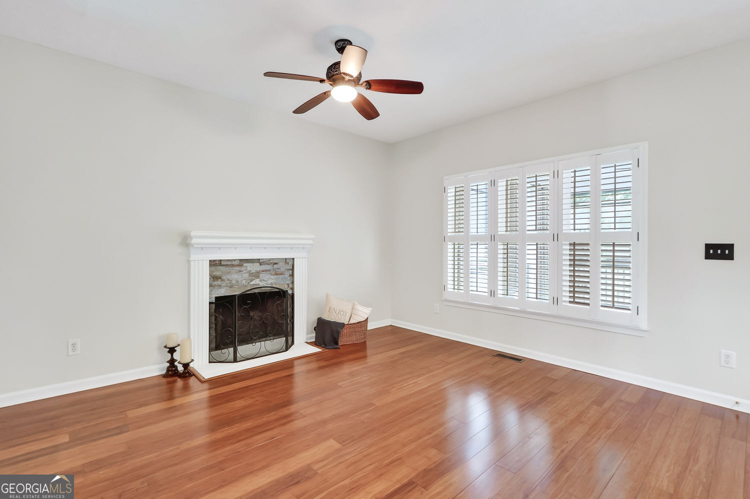 10680 Pinewalk Forest Circle Property Photo 19