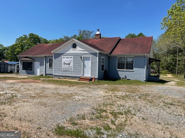 1409 Highway 19 North Property Photo 2