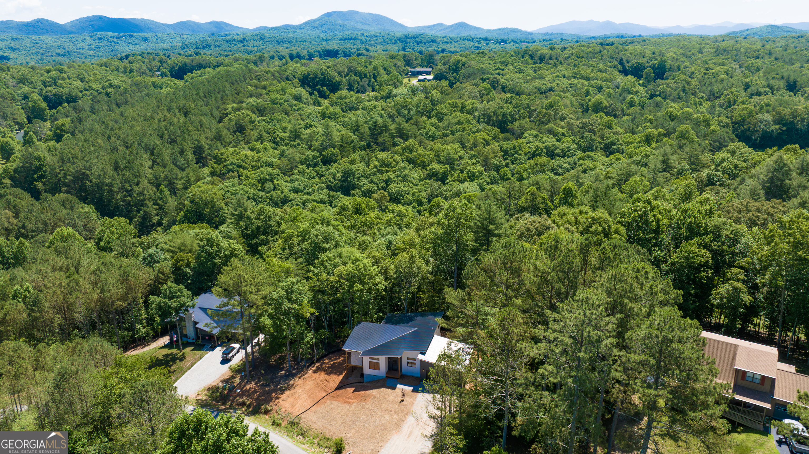 215 Brookhaven Drive Property Photo 37