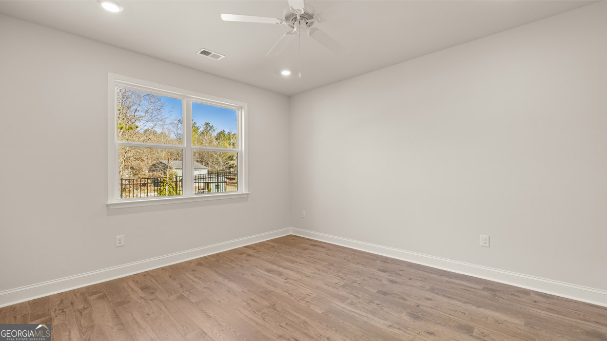 216 Parnassus Road Property Photo 12