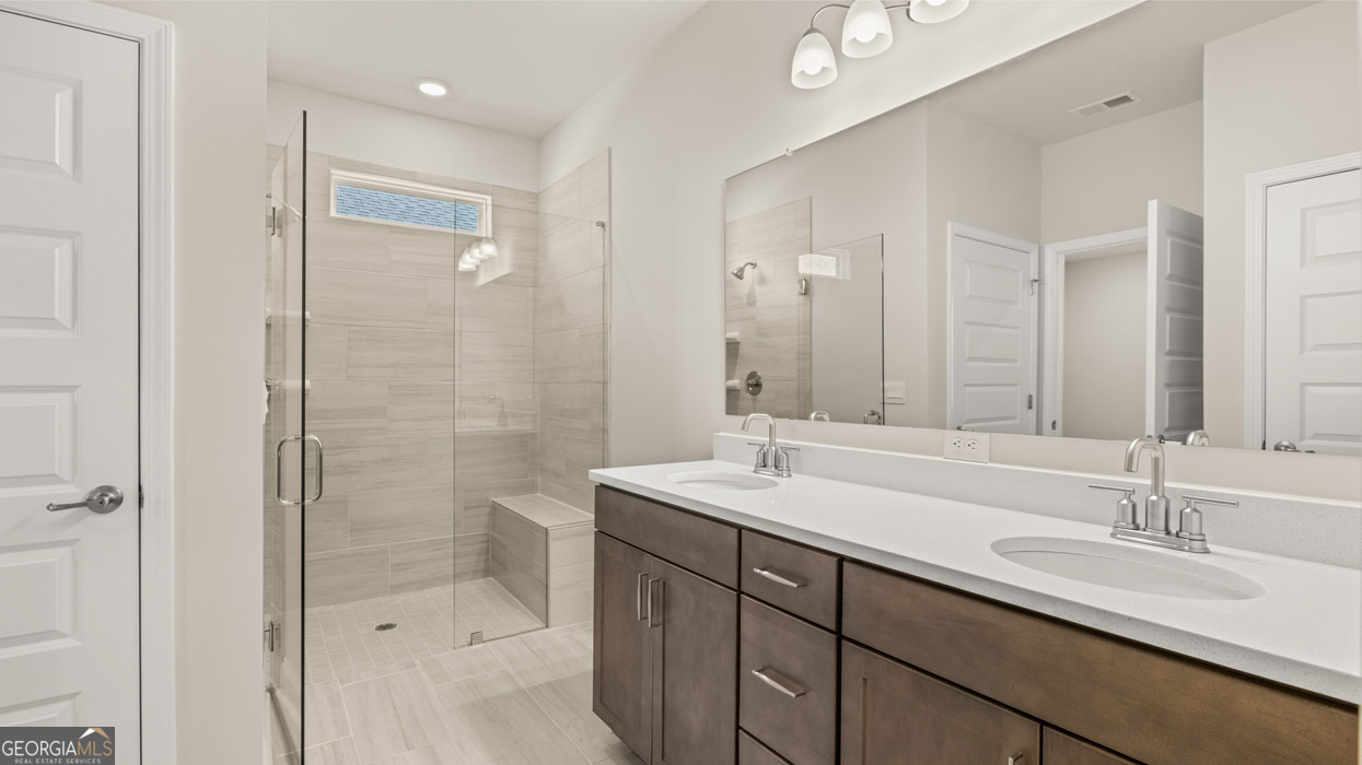 216 Parnassus Road Property Photo 17