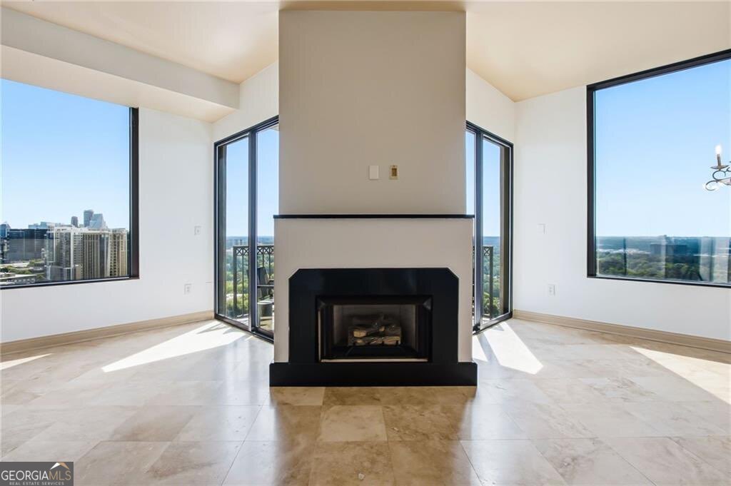 2828 Peachtree Road Nw # 2402 Property Photo 7