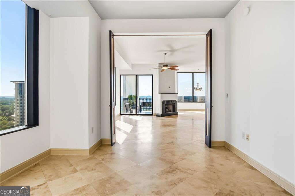 2828 Peachtree Road Nw # 2402 Property Photo 24