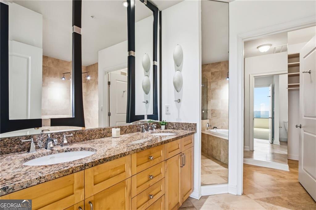 2828 Peachtree Road Nw # 2402 Property Photo 36