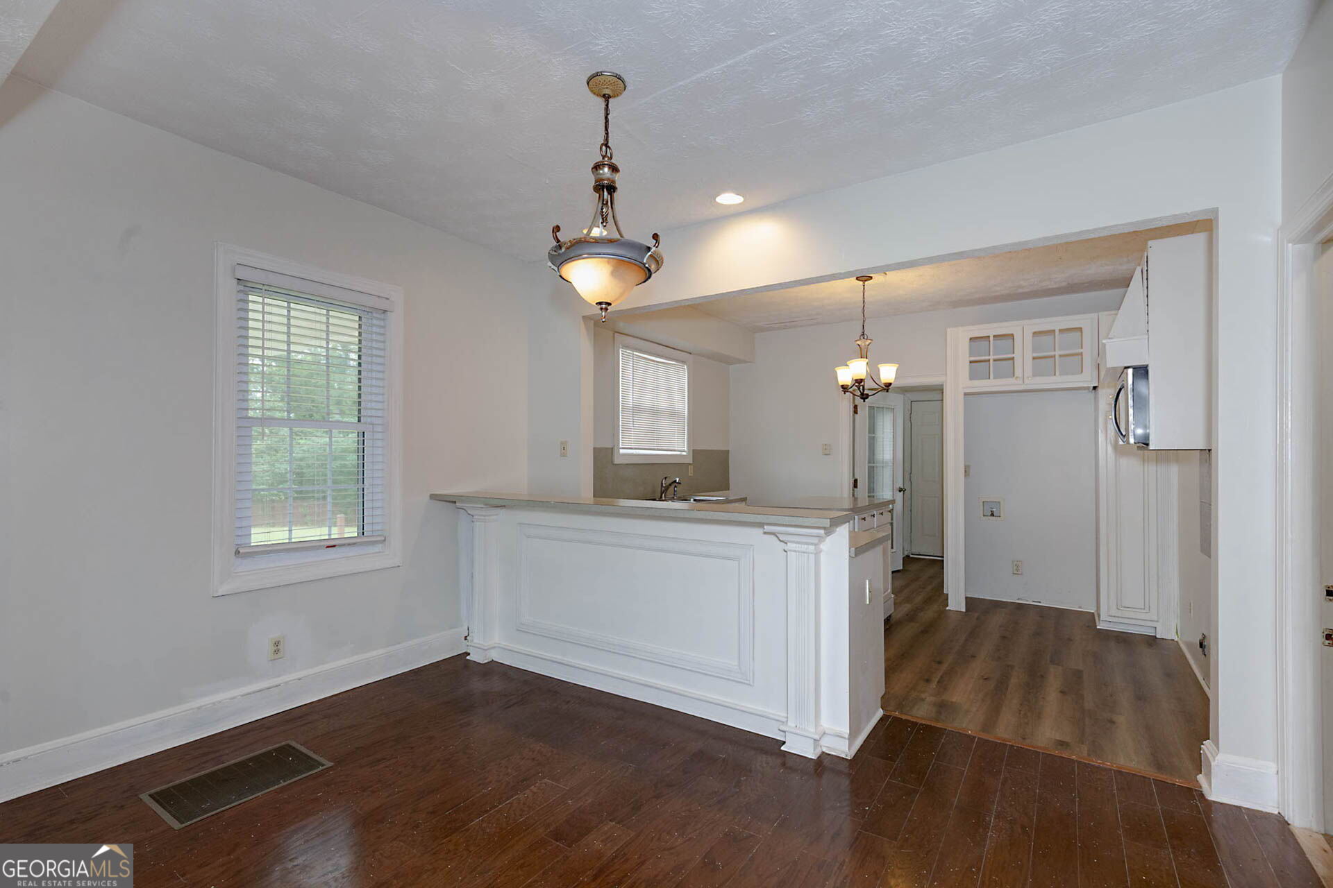 6041 Buxton Drive Property Photo 12