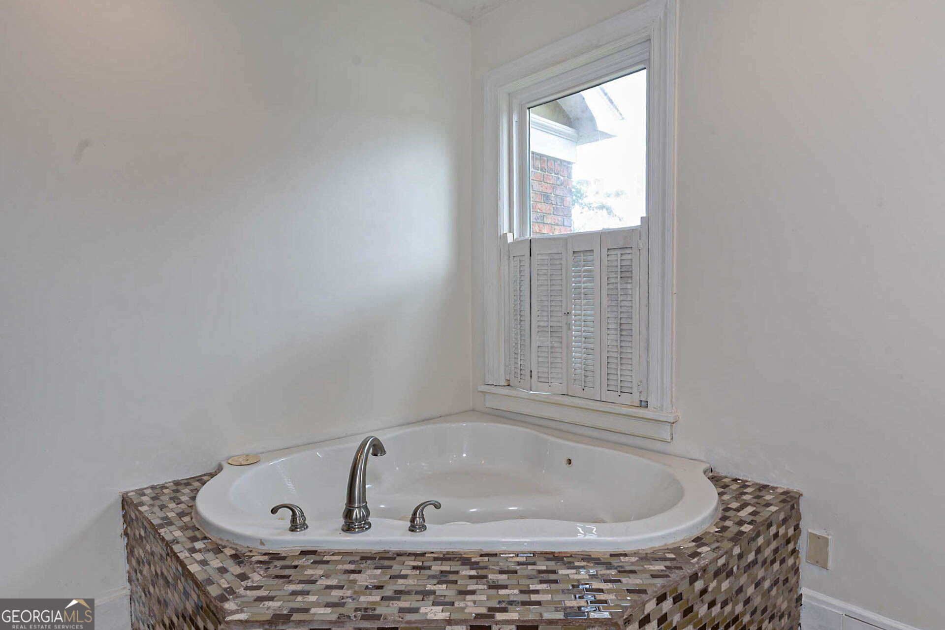 6041 Buxton Drive Property Photo 22