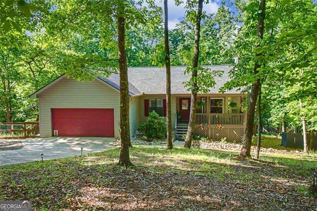 80 Camelot Way Property Photo 1