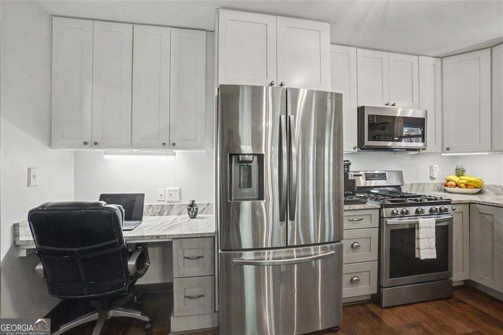 80 Camelot Way Property Photo 16