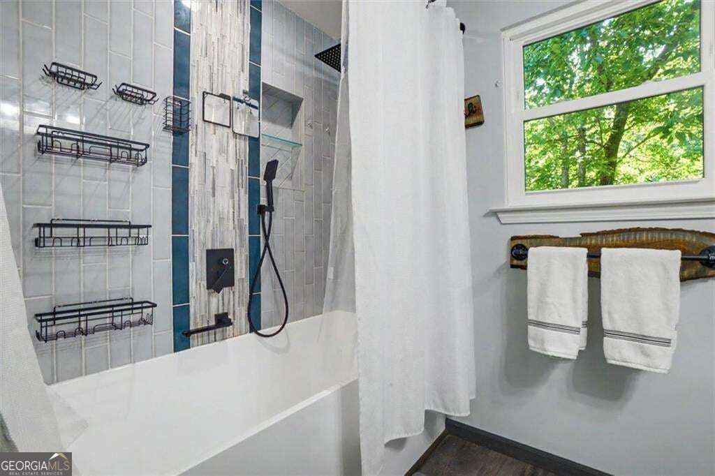 80 Camelot Way Property Photo 33