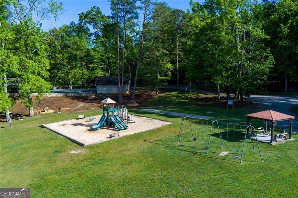 80 Camelot Way Property Photo 63