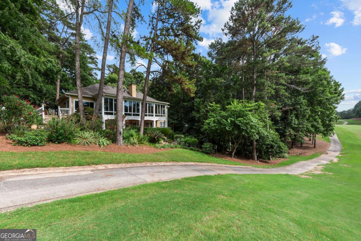 1151 Shoulder Bone Circle Property Photo 6