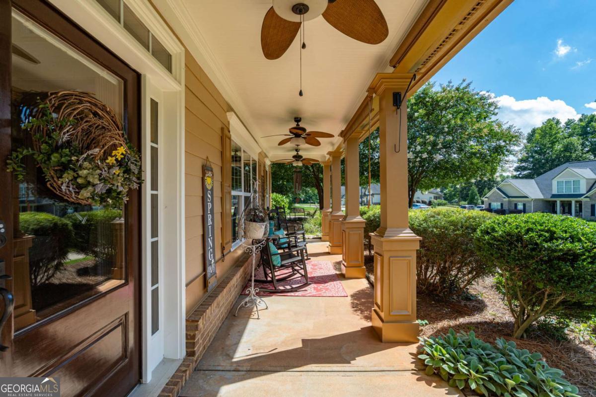 2103 Whitlow View Drive Property Photo 4