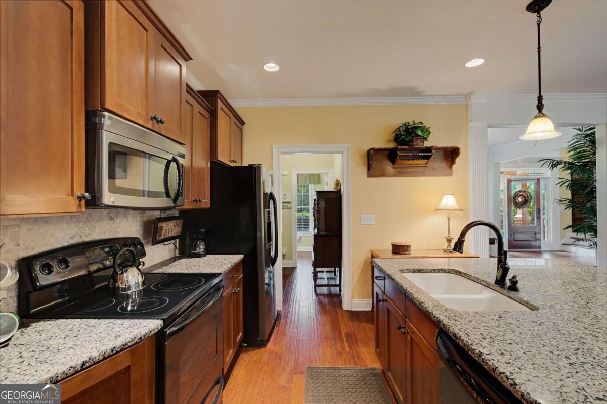 2103 Whitlow View Drive Property Photo 20