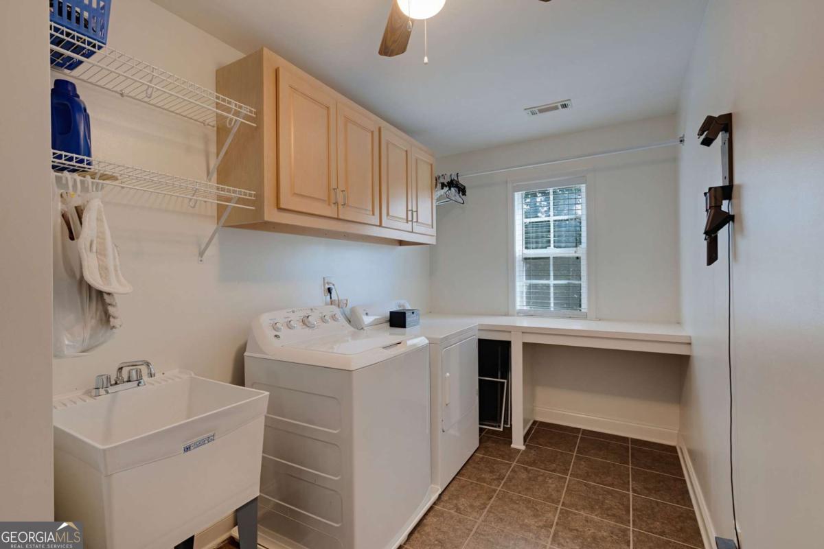 2103 Whitlow View Drive Property Photo 35
