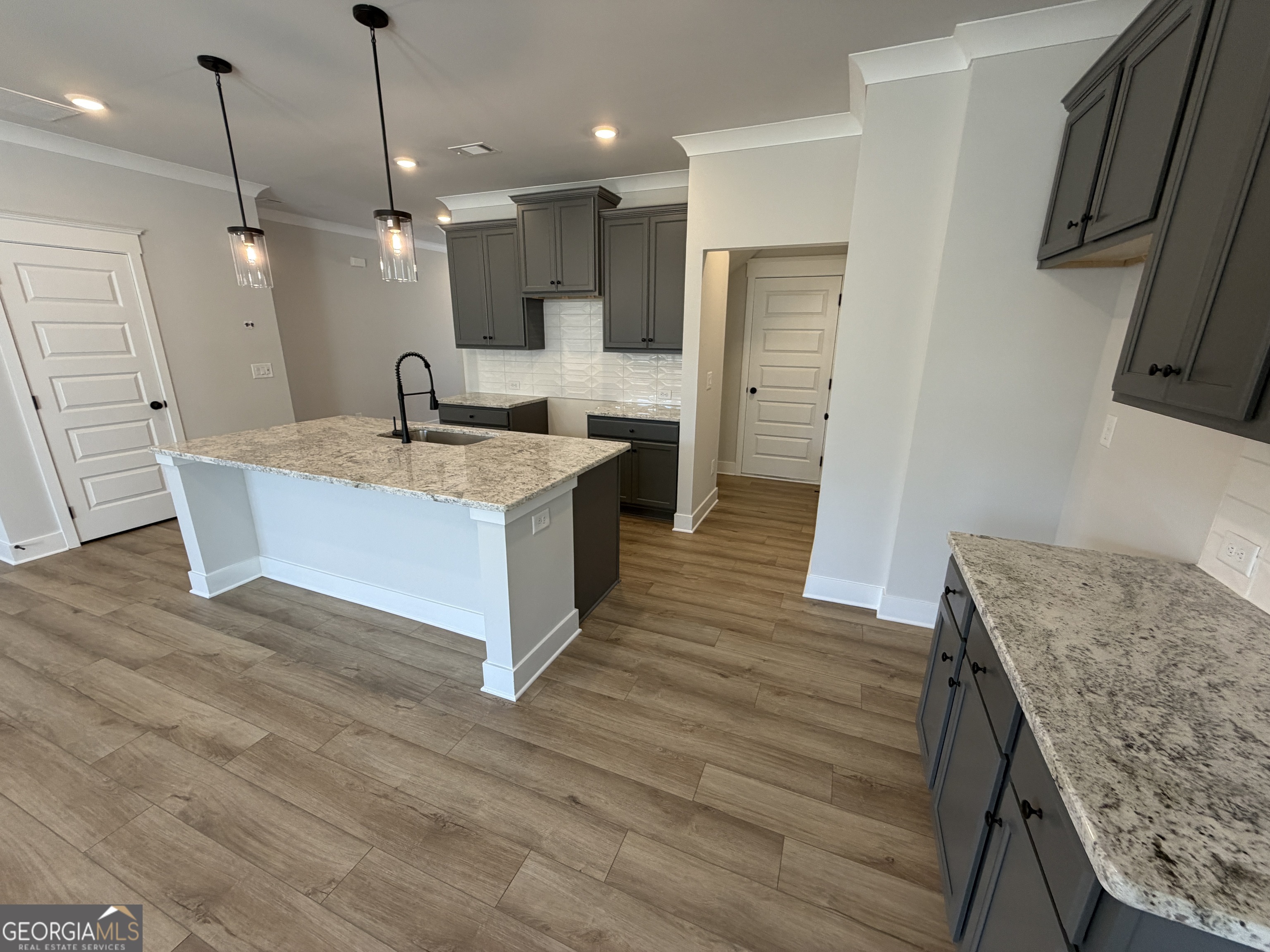 4195 Millstone Park Lane Property Photo 8