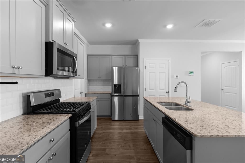 59 Berkeley Trace Property Photo 5