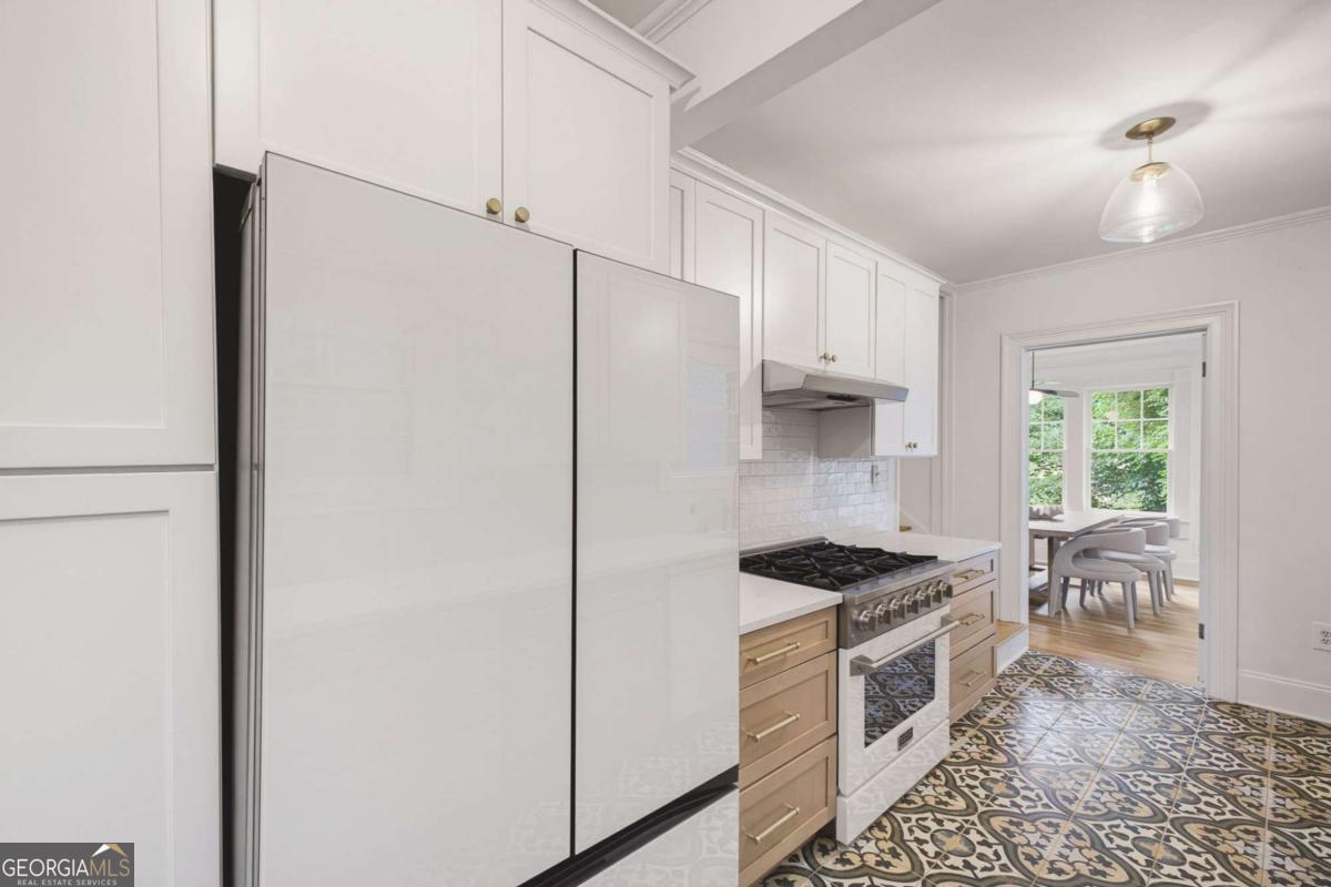 252 Kings Highway Property Photo 14