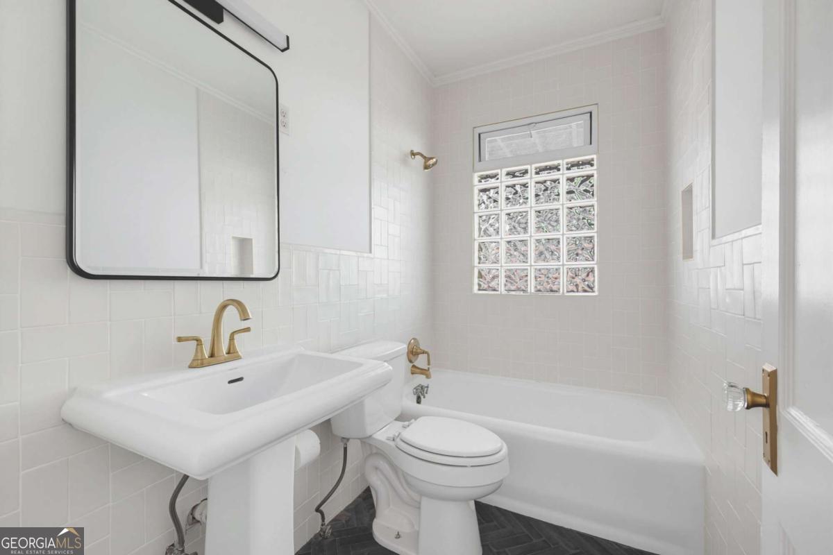 252 Kings Highway Property Photo 23