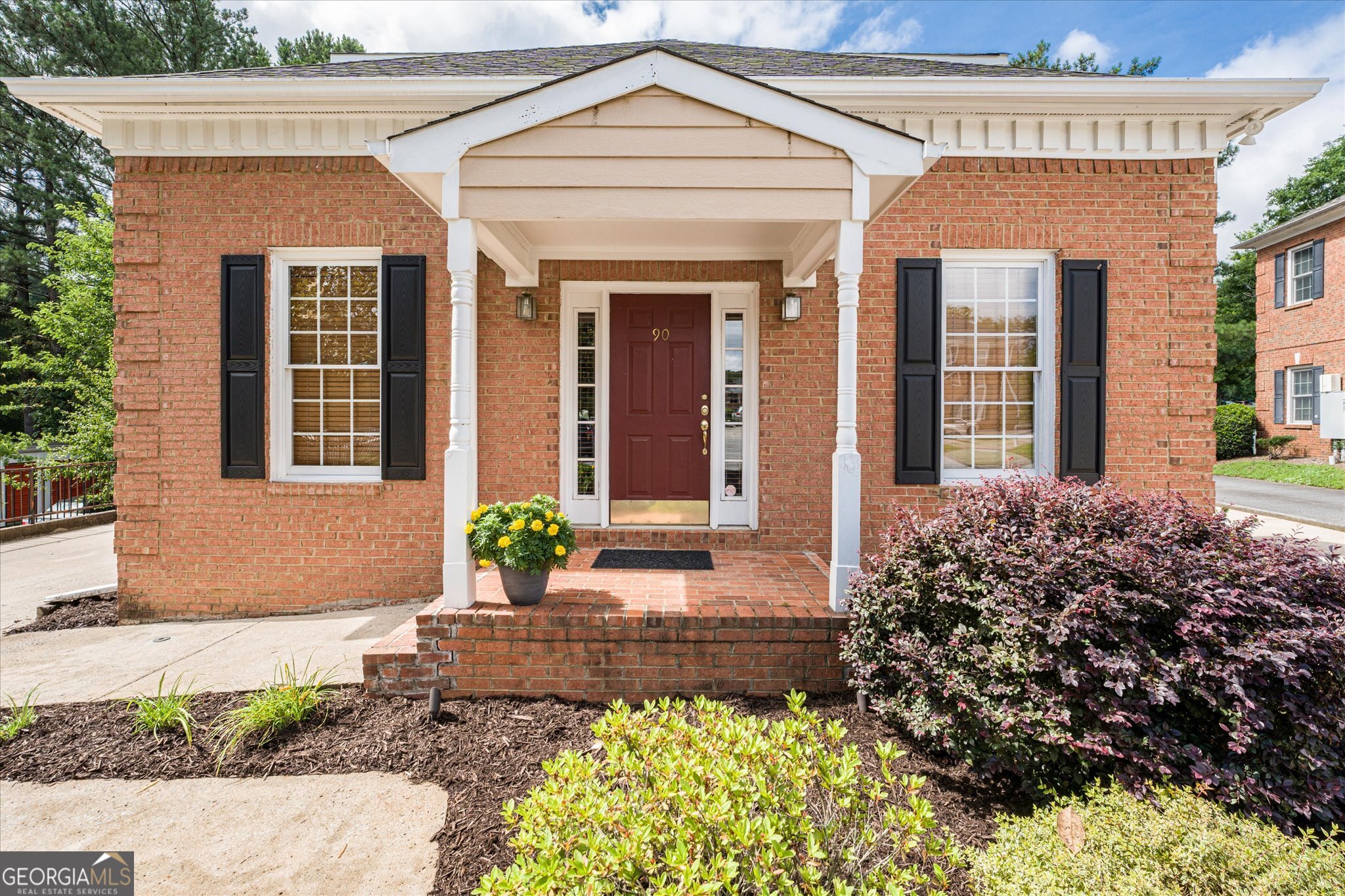 90 Whitlock Place Property Photo 2